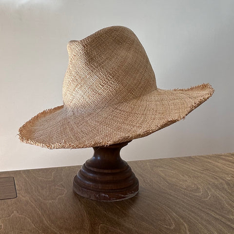 Sample Salon Hat 003